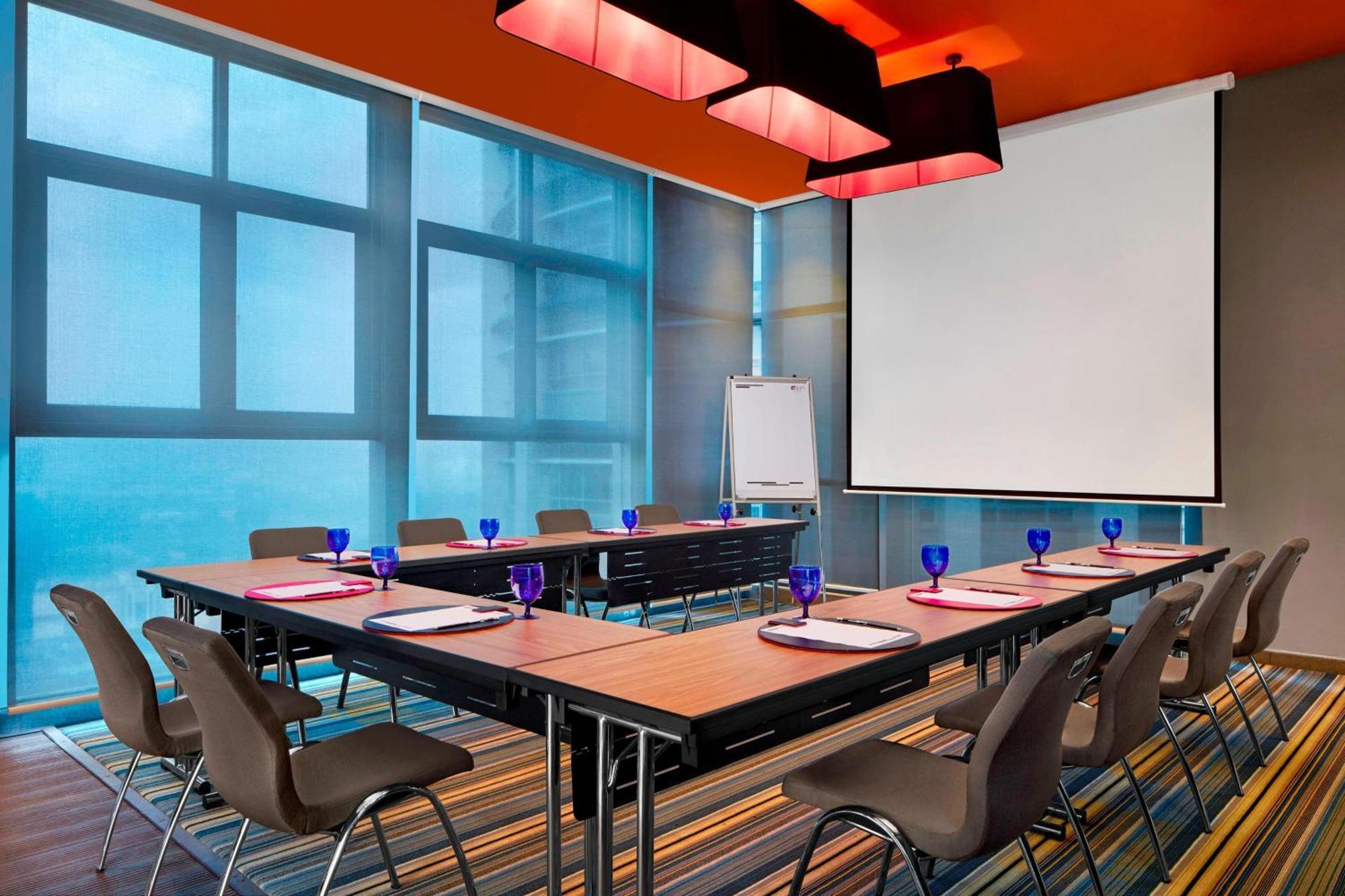 Aloft Kuala Lumpur Sentral Ξενοδοχείο Εξωτερικό φωτογραφία
